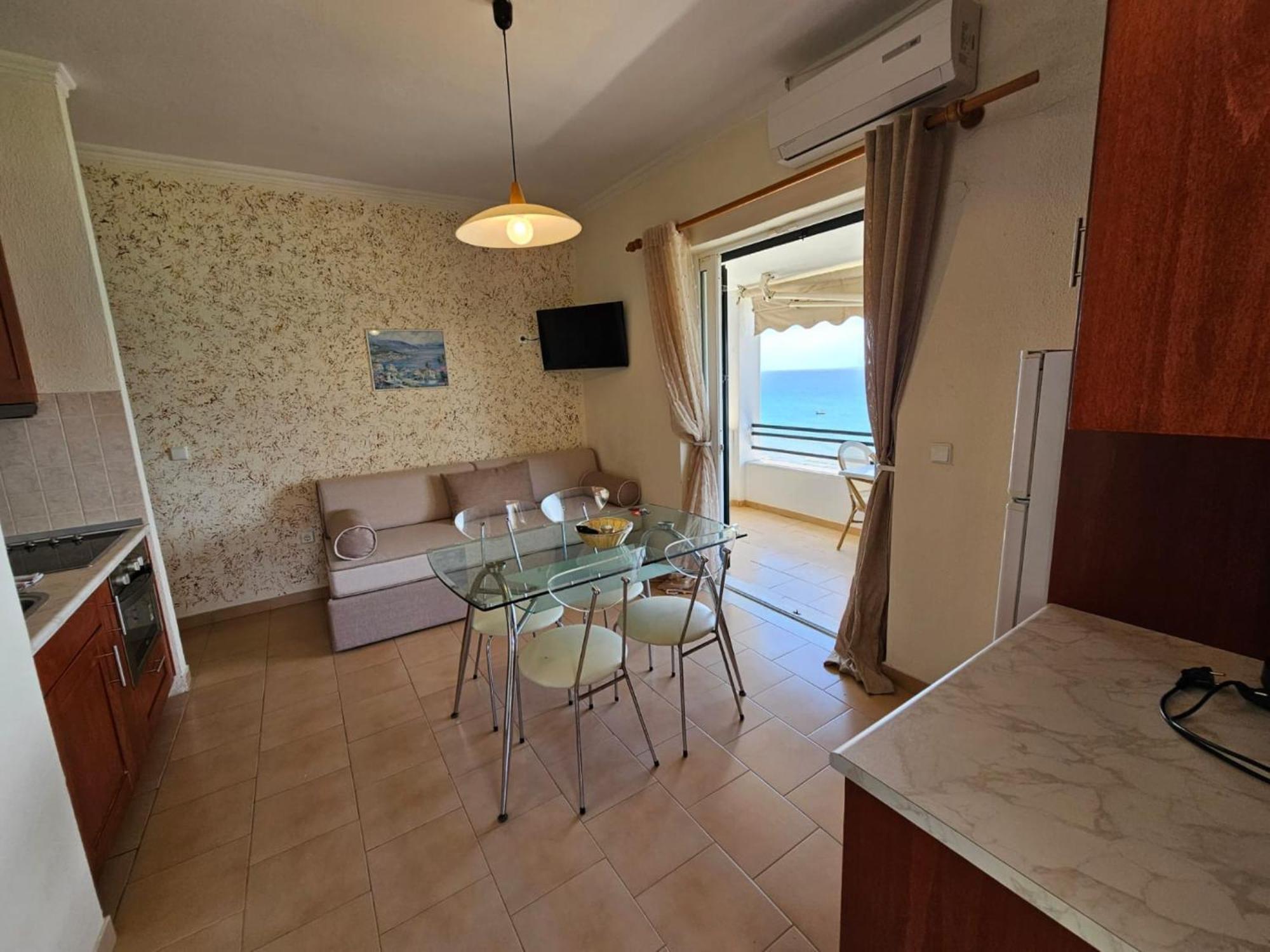 Apartment Corfu Menigos *